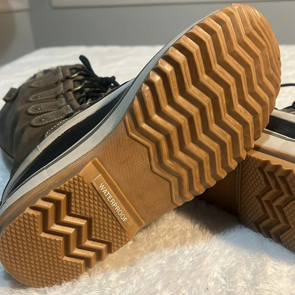 Sorel Women’s Sz 9.5 Joan Of Arctic Knit Army Green Snow Outdoor Winter Boots - Picture 15 of 16